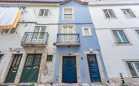 GuestReady - Exquisite Portuguese Simbols